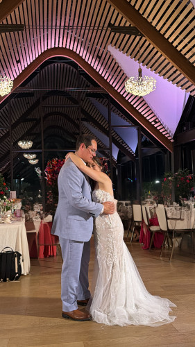 Wedding guest photo