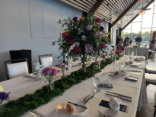 Wedding guest photo