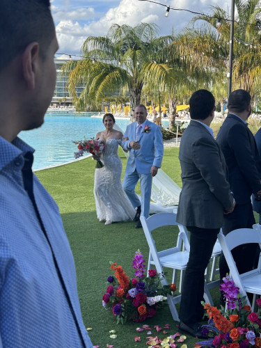Wedding guest photo
