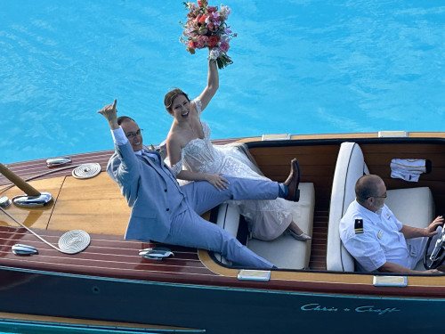 Wedding guest photo