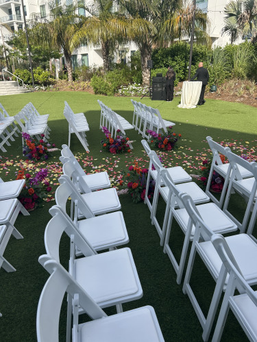 Wedding guest photo