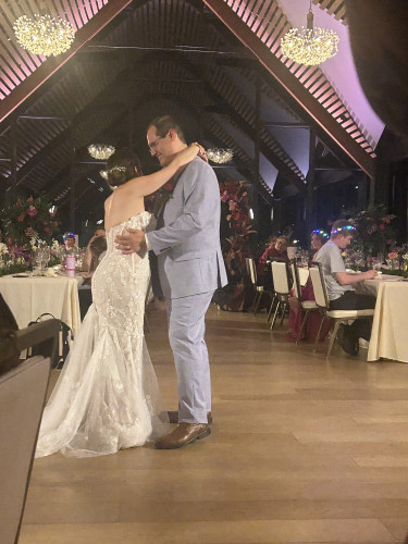 Wedding guest photo